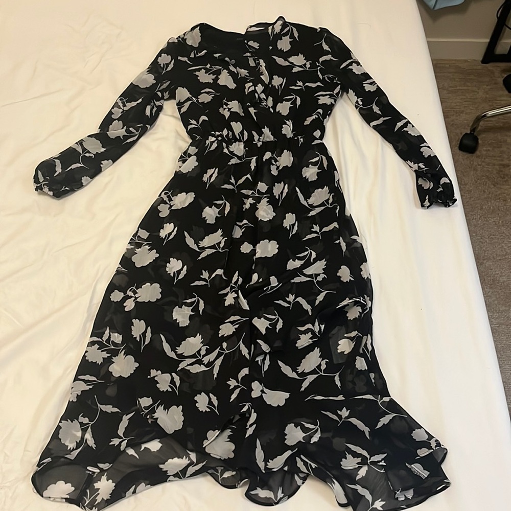 Banana Republic Factory long sleeve light dress, Size XXS Petite